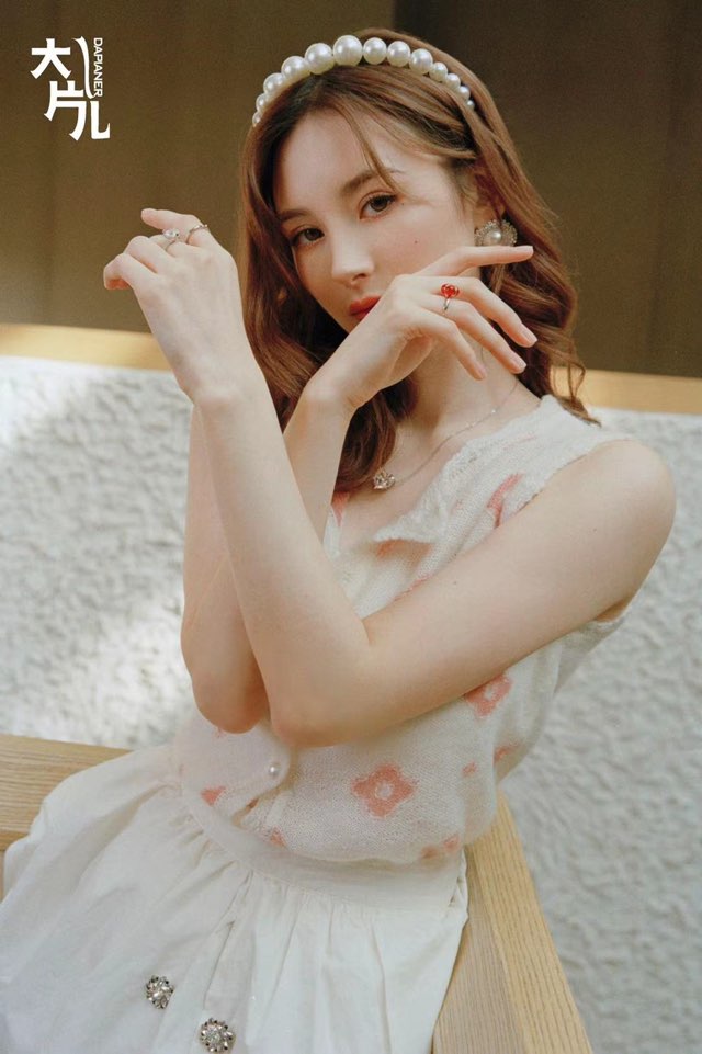 REAL_LANA_2311's tweet photo. 😎💙

#HICC
#라나 #LANA
#拉娜 #Luminous https://t.co/eytuFu82dK