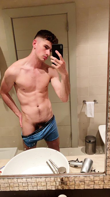 2 pic. ??Come say Hi on my Onlyfans
Next 10 people to subscribe will get 30% OFF???

https://t.co/BEWvDZyZBZ