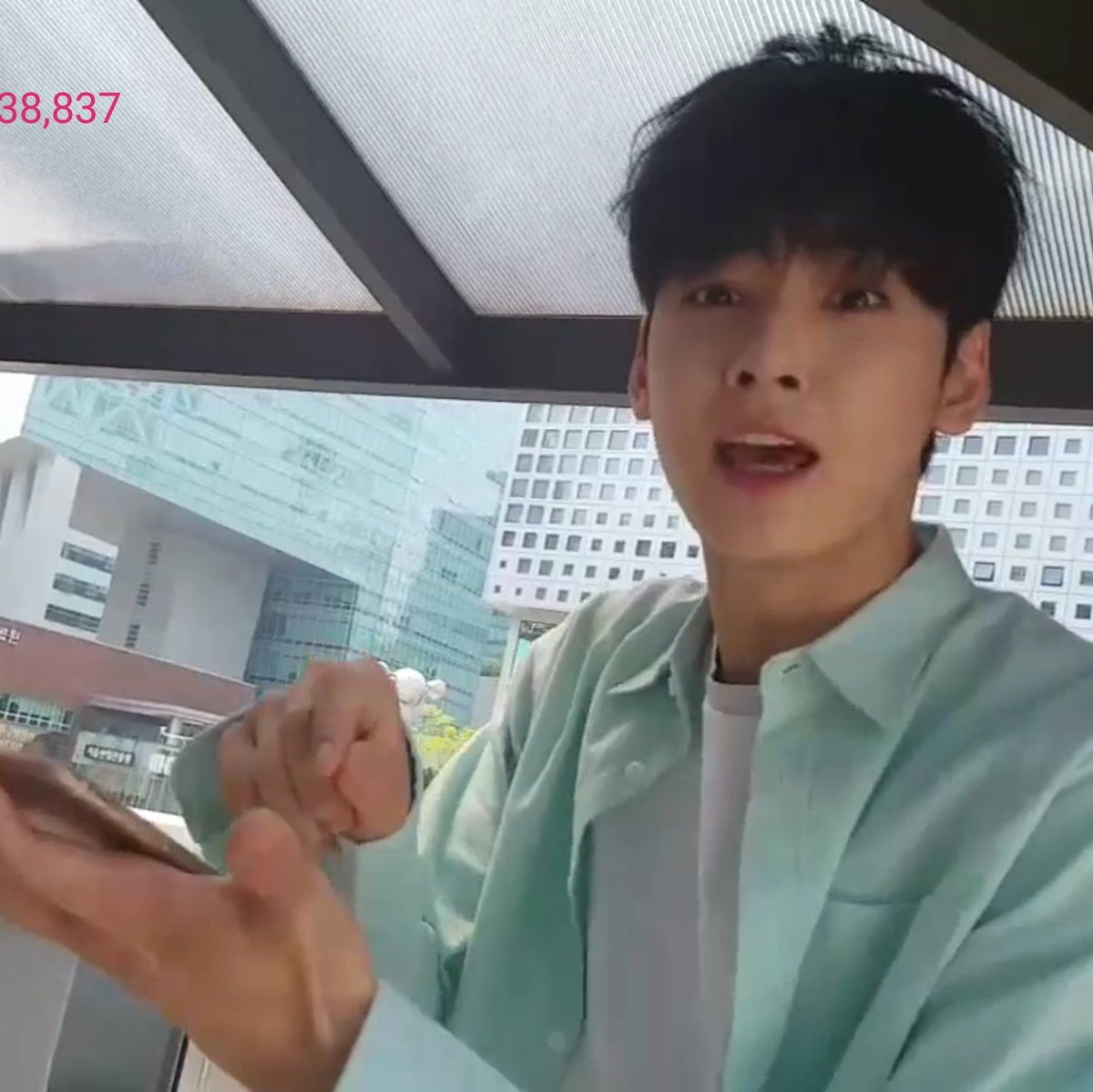 dianygume's tweet photo. Cha Eunwoo en primer lugar por 45 dรญas consecutivos en ser el actor mรกs seguido de Corea...
-Yo: cuando llegue aquรญ todo esto era puro monte
#CHAEUNWOO #EUNWOO #ASTRO #ASTROOT6 @offclASTRO https://t.co/raVSu8jD9R