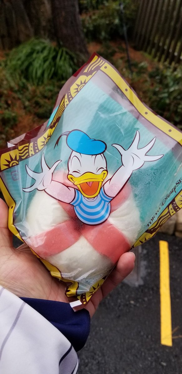 ট ইট র けいめん クリアファイル配りおじさん お うきわまん で 中身のえびが出てくるってことは ディズニー好きなのねw 一昨日 シー行ったよ 5000人ゲスト制限下なので アトラクション 10分以下で グリーティングエントリー抽選無しで 5人まわったw ট ইট র けいめん クリアファイル配りおじさん お うきわまん で 中身のえびが出てくるってことは ディズニー好きなのねw 一昨日 シー行ったよ 5000人ゲスト制限下なので アトラクション 10分以下で グリーティングエントリー抽選無しで 5人まわったw