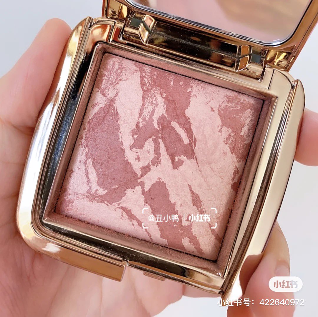 Lypsyy's tweet photo. Hourglass mood exposure mini blush 890฿ พร้อมส่งมีสามชิ้นค่า 🥺🍒🌷 https://t.co/xtAuZzPGTE