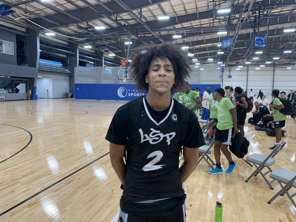PrepHoopsVA's tweet photo. Updated 2022 Rankings: Wings Rankings (25-16) 

@GarrettBrennan2

https://t.co/fGq0elsl59 https://t.co/MnEHJklg3u