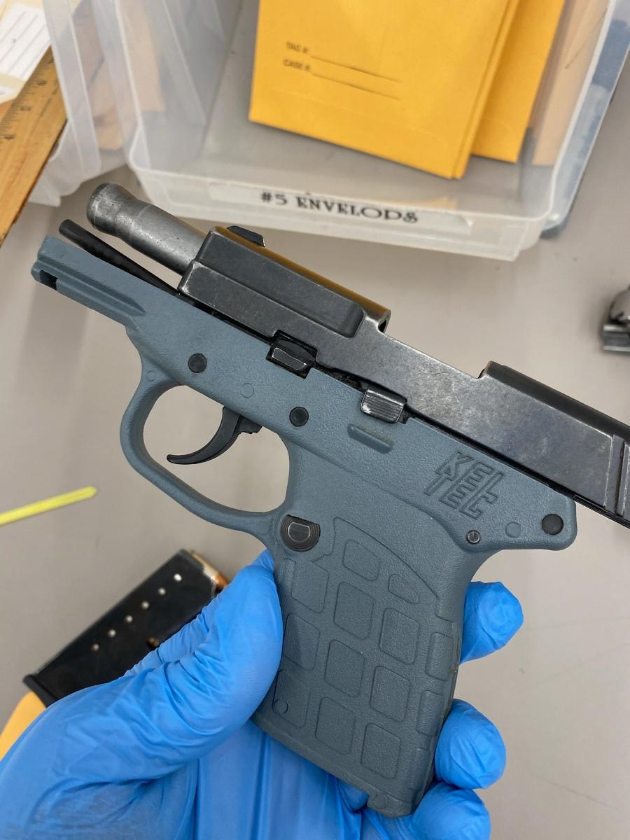 DPDSCNPO's tweet image. Continuing to combat violent crime, your South Central Patrol officers have seized five more handguns from convicted felons this weekend. #KeepingDallasSafe