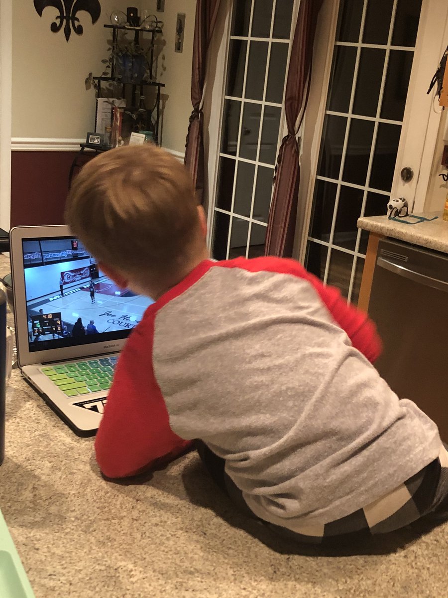 claire_paul75's tweet photo. All the basketball 🏀 for this little RedHawk ❤️🖤 #littlestfan @MMCRowdyRedHawk https://t.co/RPHrYEBzfR