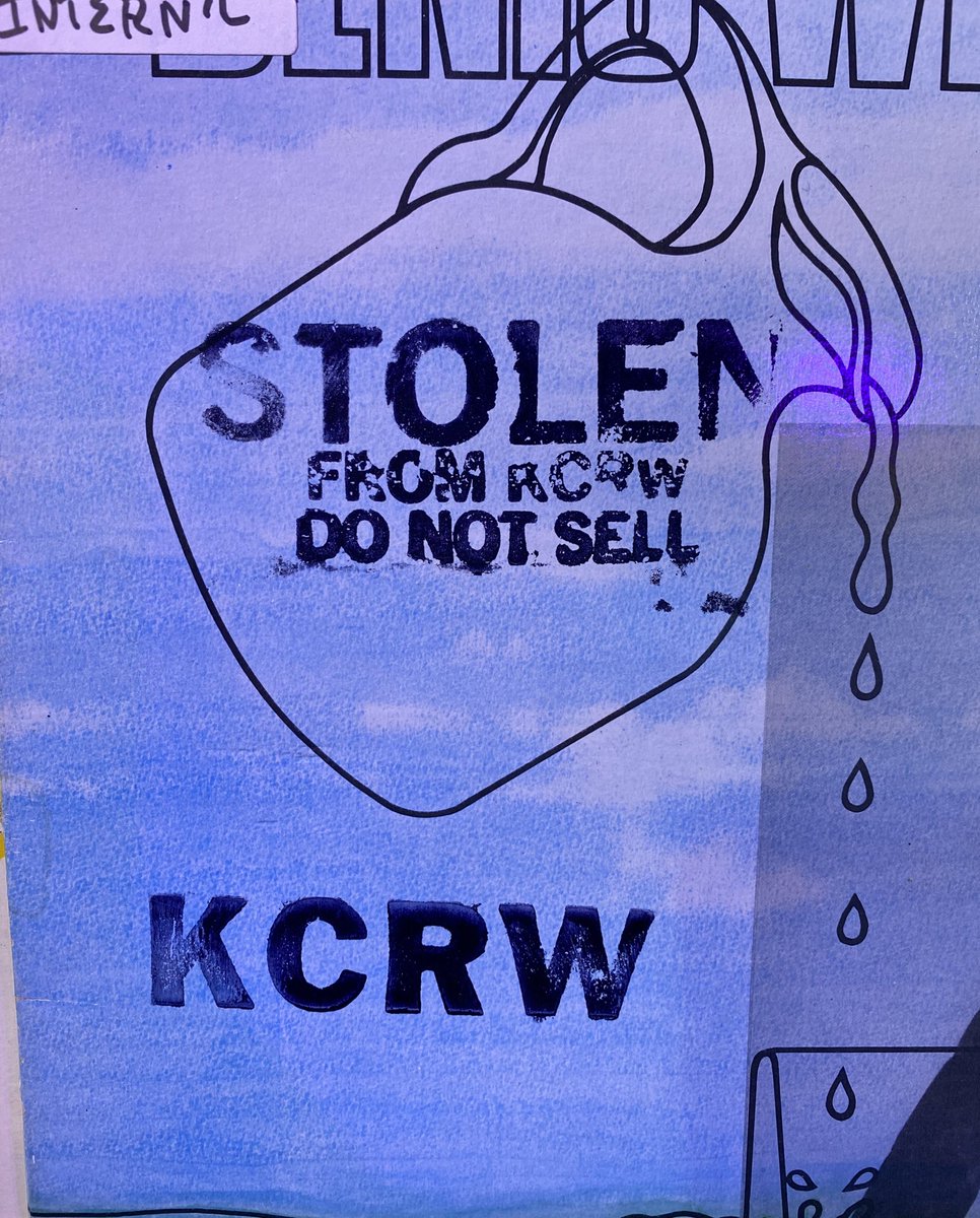 NovenaCarmel's tweet photo. Greetings! Here are my most recent show playlists with @kcrw ! Saturday was inspired by the moodiness of the rain, and Sunday we took it up a notch. Always an honor and pleasure to play with and for the people! 
Listen back anytime at https://t.co/0gG6i2Dcpg
💜 https://t.co/X5XcGxi6A7