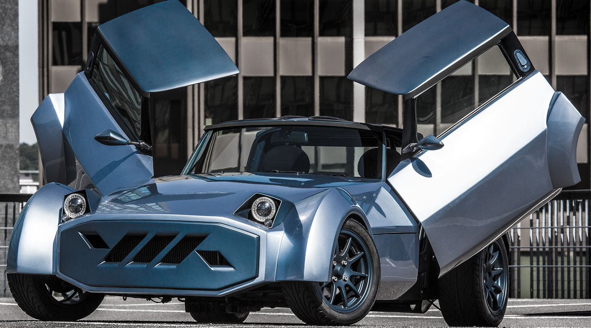 UltimativCars's tweet photo. Do you remember the #xctR from @YummyMotors from #Switzerland🇨🇭?
It's been shown in 2014 as self-made dream-car.
None of my request haven't been answered, so I think, it remained unique.
Until further notice, I'll disclose YM from my website, as being a cancelled project. https://t.co/62mrewgWsn