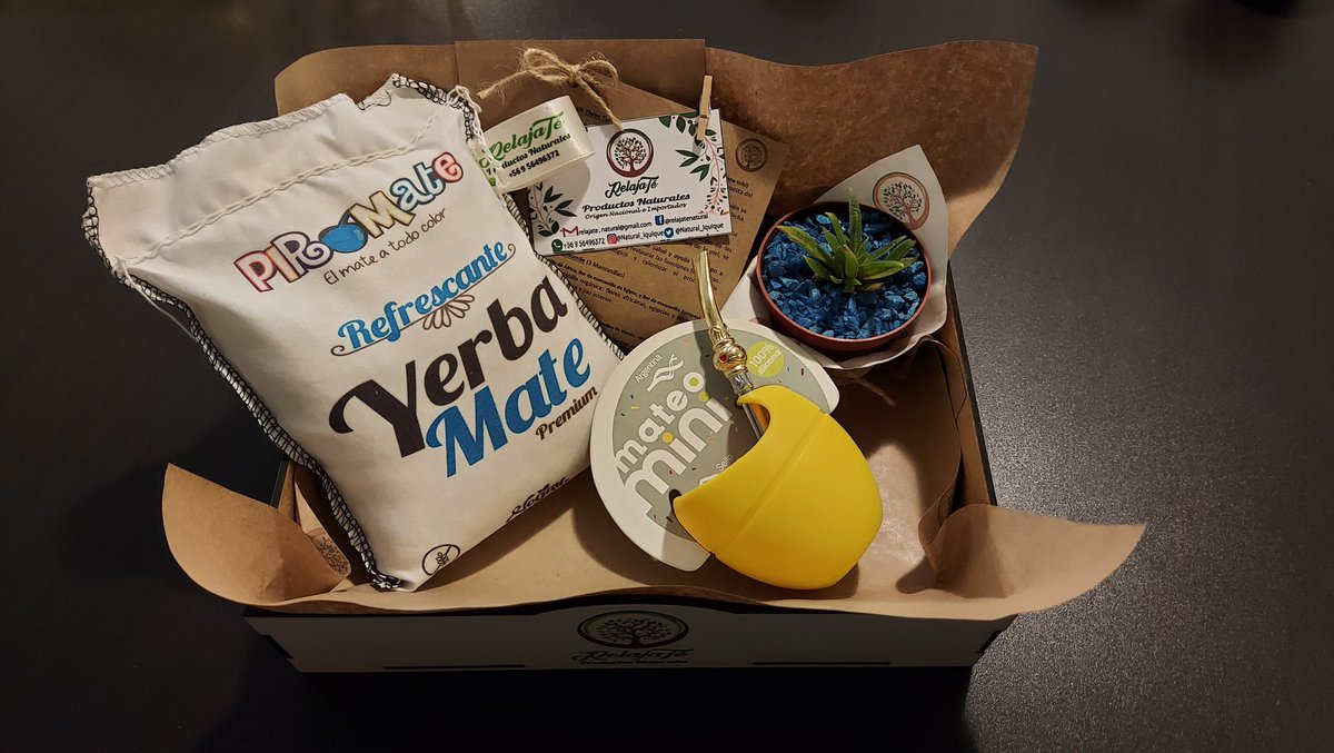 Natural_Iquique's tweet photo. Feliz Día de los enamorados 😍 
#regalos #sanvalentin #diadelosenamorados
#diadelaamistad #bandejasorpresa
#yerbamate #matero #brasil #argentina #Iquique #iquiqueño 
Arma tu bandeja con cualquiera de nuestros productos 😃😉
Todas incluye 1 suculenta ❤🪴 https://t.co/LCQgOMiXTp