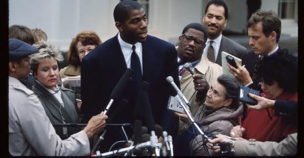 Jk Trump Supporter Japan M Johnson マジックジョンソン 1991年にhivに感染して 人類にhivの恐怖を植え付け その後30年の間に何億人が亡くなっているのに 彼だけが まだ生存してるのは何故 T Co Arhoynkn1z