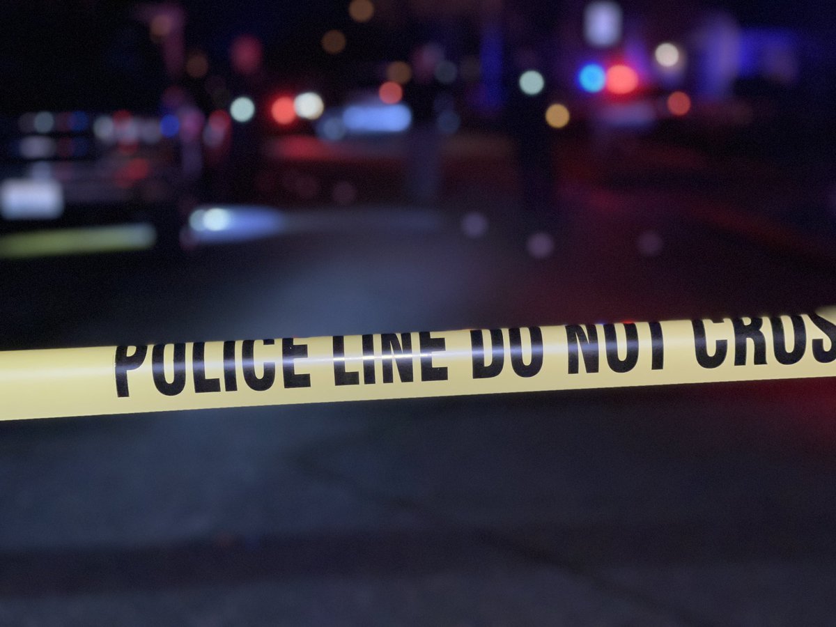 LongviewPD's tweet image. LPD patrol officers and detectives are on scene investigating a shooting in the Old West Side.