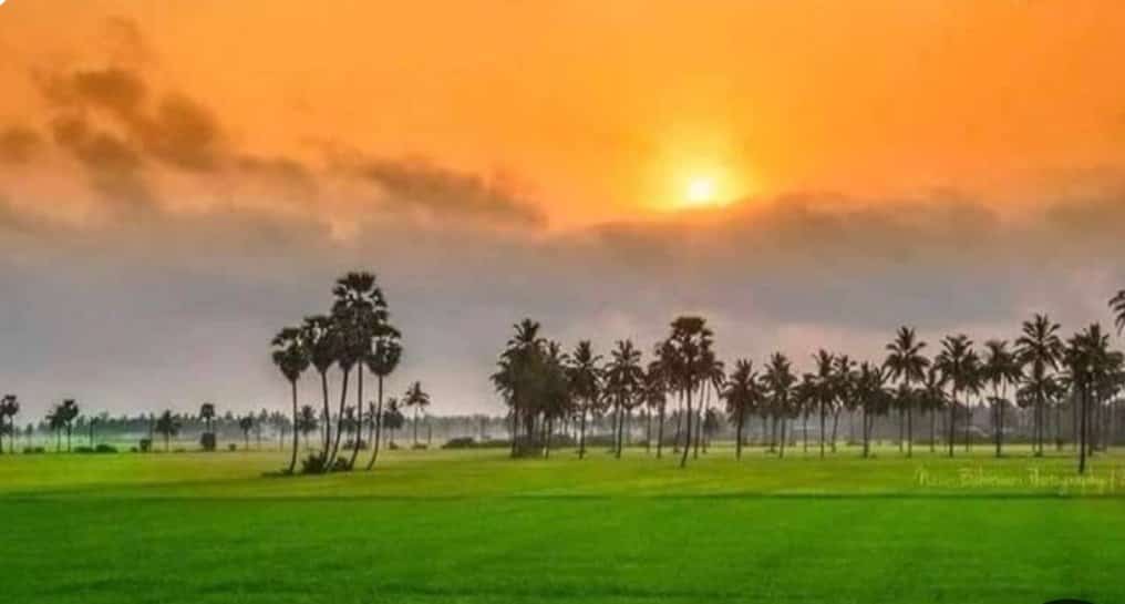 kulkarnivp007's tweet photo. कुछ तो बात है यार उन तीन रंगो में, युँही नहीं कोई सिर्फ रंगो के लिये -25 या +50 डिग्री में खडा हो के उसकी रक्षा करे... या उस #तिरंगे को देख और #राष्ट्रगान सुन किसीकी आखों में आँसू आए!!! 
#जय_हिंद #IndianArmy #भारत_माता_की_जय #ProudIndian https://t.co/QIlVe0HcCc
