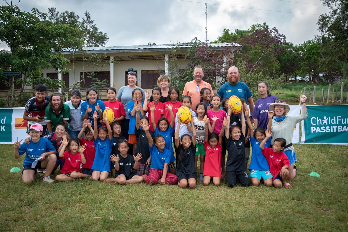 Looking forward to seeing <a href="/eib_thefilm/">Everything in Between</a> - tale of <a href="/JamesOwens_90/">James Owens</a> &amp; <a href="/RonRutland/">Ron Rutland 🇿🇦</a>'s epic trip to Japan for #RWC2019 to raise funds for @ChildFundPIB &amp; deliver whistle for opening game.

Hope we also find out how they kept tuxedos wrinkle free in panniers!

<a href="/fellandcompany/">Fell + Company</a> <a href="/DHLRugby/">DHL Rugby</a>
