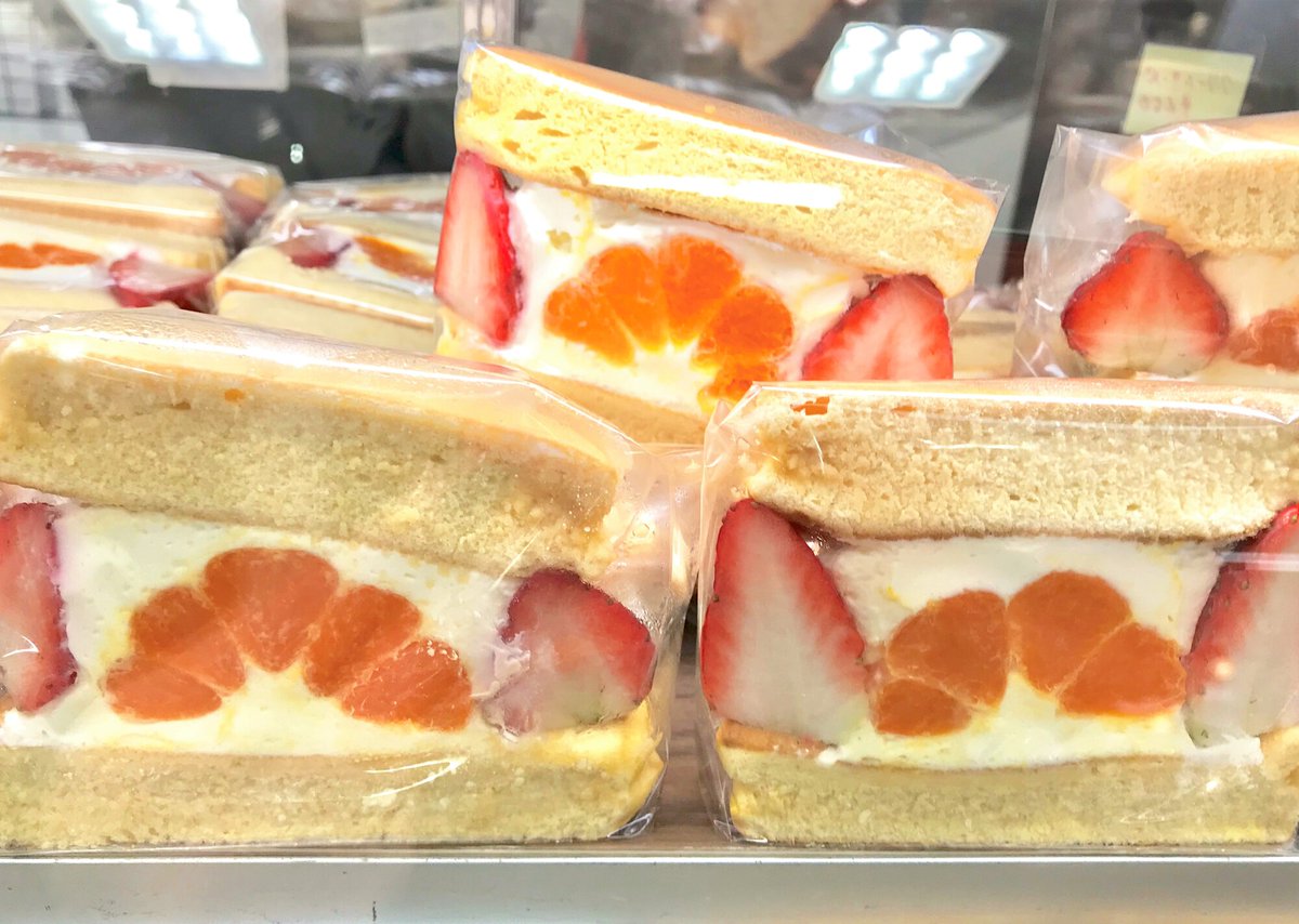 小田急百貨店 新宿店 公式 本館11階 催物場で開催中の ショコラ ショコラ には チョコレートの他にも心躍るスイーツが大集合 カフェクルゼ では 人気の パンケーキデサンド を多数ご用意しています ふわふわのスフレ食感とたっぷりの生 小田急百貨店 新宿店 公式 本館11階 催物場で開催中の ショコラ ショコラ には チョコレートの他にも心躍るスイーツが大集合 カフェクルゼ では 人気の パンケーキデサンド を多数ご用意しています ふわふわのスフレ食感とたっぷりの生