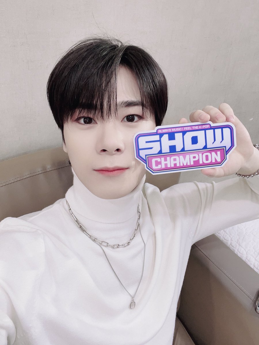 showchampion1 tweet picture