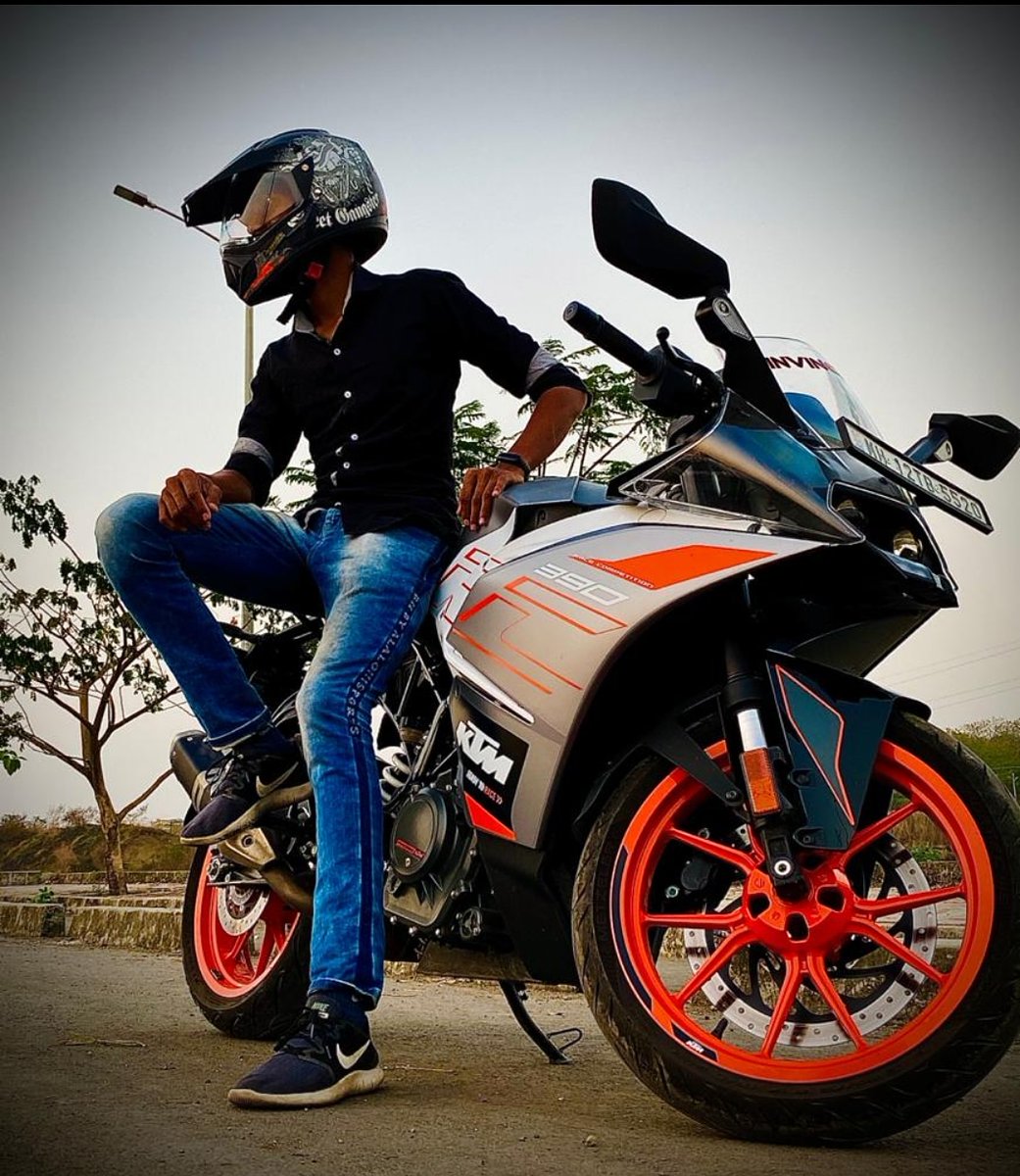 SwarajWalunj's tweet photo. 🏍️🏍️ My journey is SELF-MADE because I came from nothing. It's the BEST FEELING now, because I don't really feel like I OWE ANYBODY 💯💯

#selfmade
#dream 
#achiver 
#ktm 
#rc390
#ididit https://t.co/ycTJbad4LM