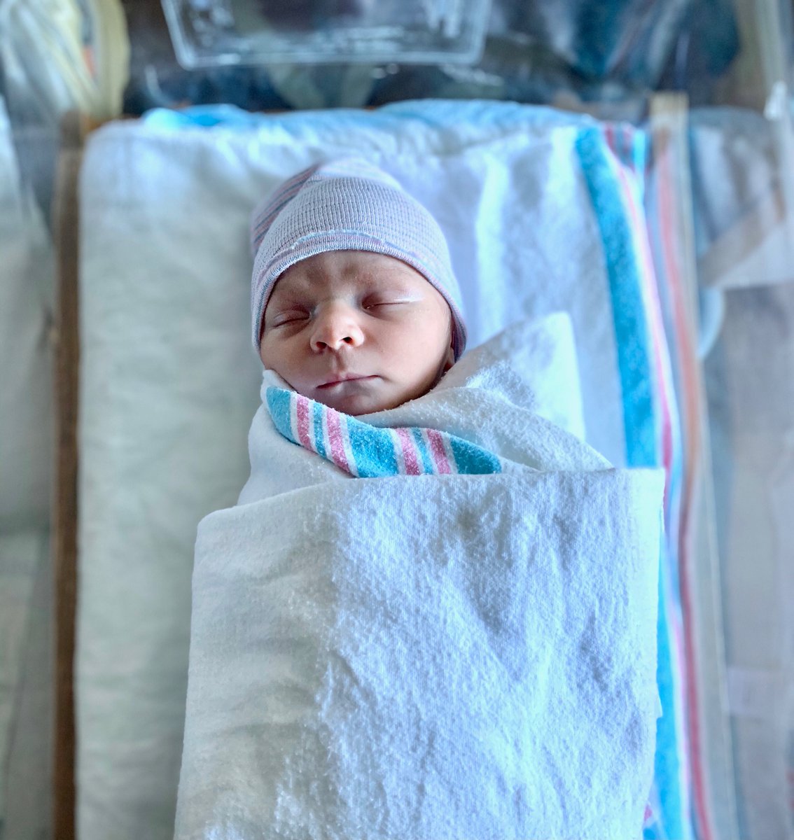 Been a little MIA, but for a very cute and cuddly reason.

Hello, world, meet Finn Alexander McClelland!🥰