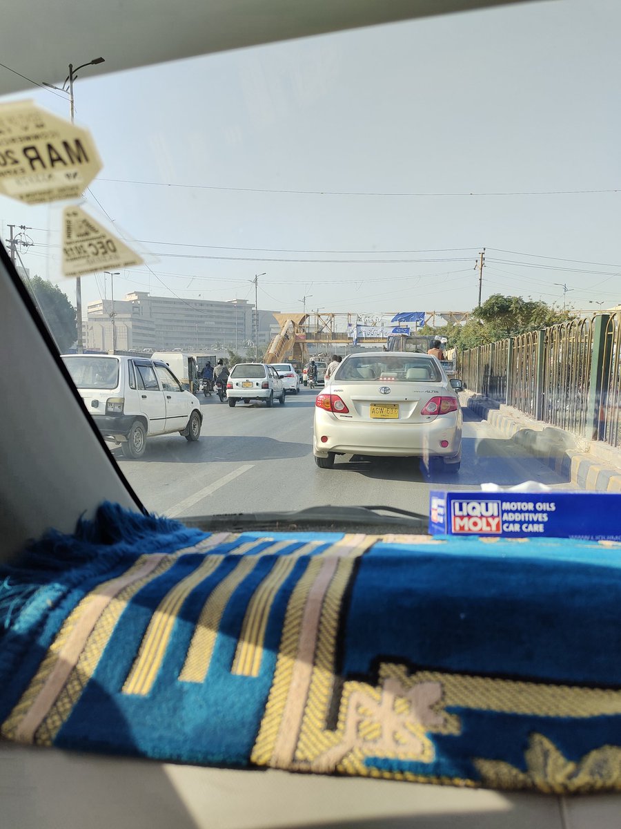 Mitchkoway's tweet photo. Almost 40 minutes into this traffic!
Thanks to the test matches!
#pakistanin2020 #TestCricket https://t.co/WOds2UJmMt