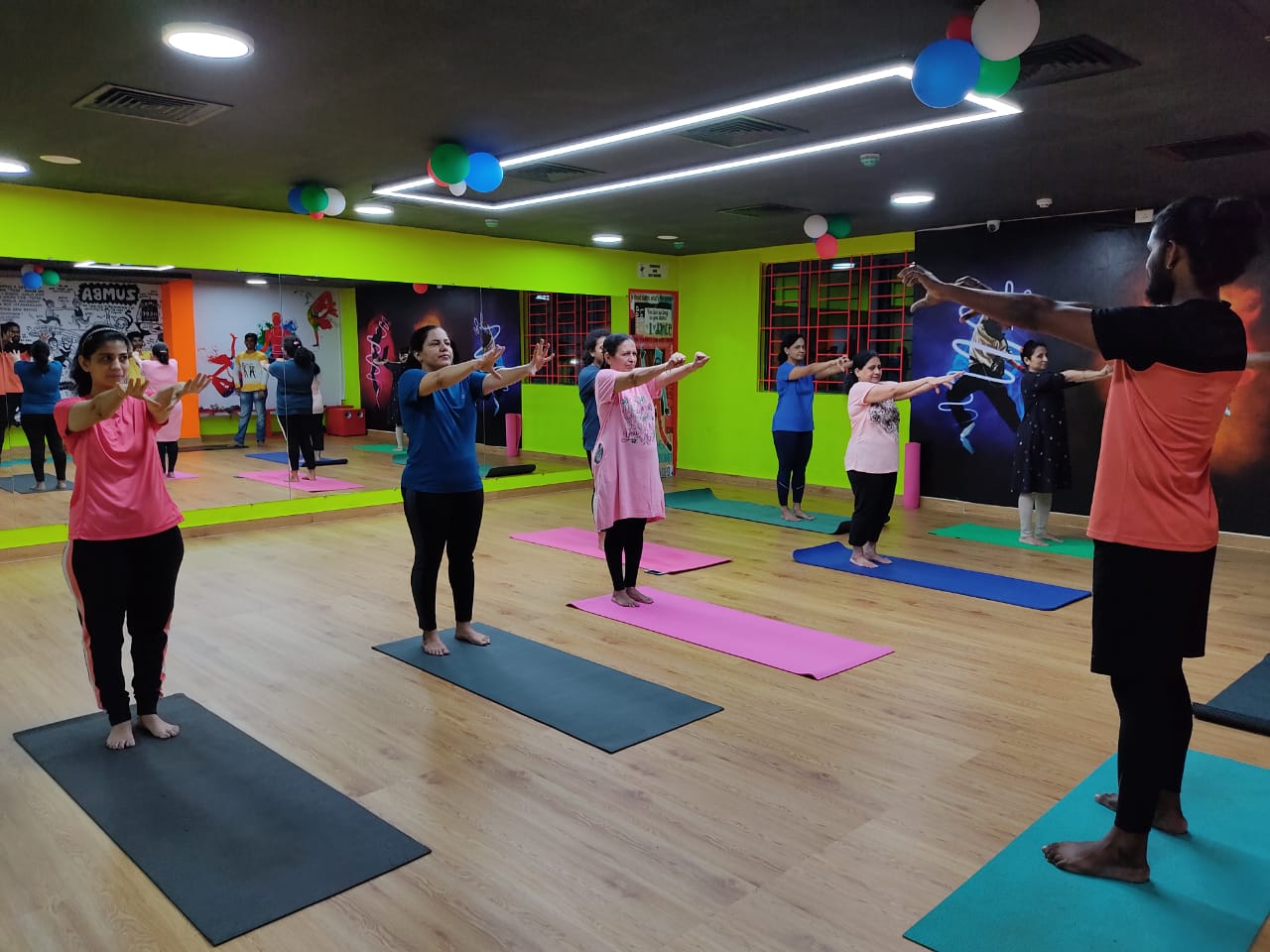 Muscle studio hotsell