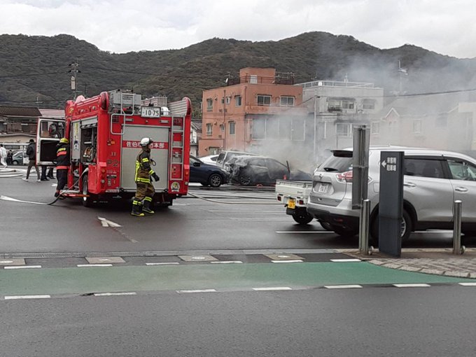 火事 中村南町で車両火災 佐伯市役所近くで車燃えてる煙ヤバイ 場所は 大分県佐伯市中村南町 Matomehub まとめハブ