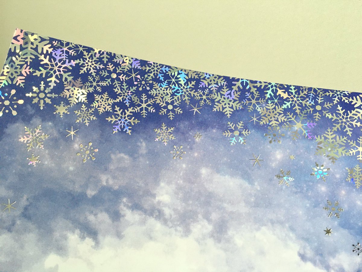 雪が降っている感じの箔押しとトレペの遊び紙が気になりすぎたので、
先月描いたクリスマス陸空を自分用に本にしてもらった〜(∩'∀`∩)満足!✨ 