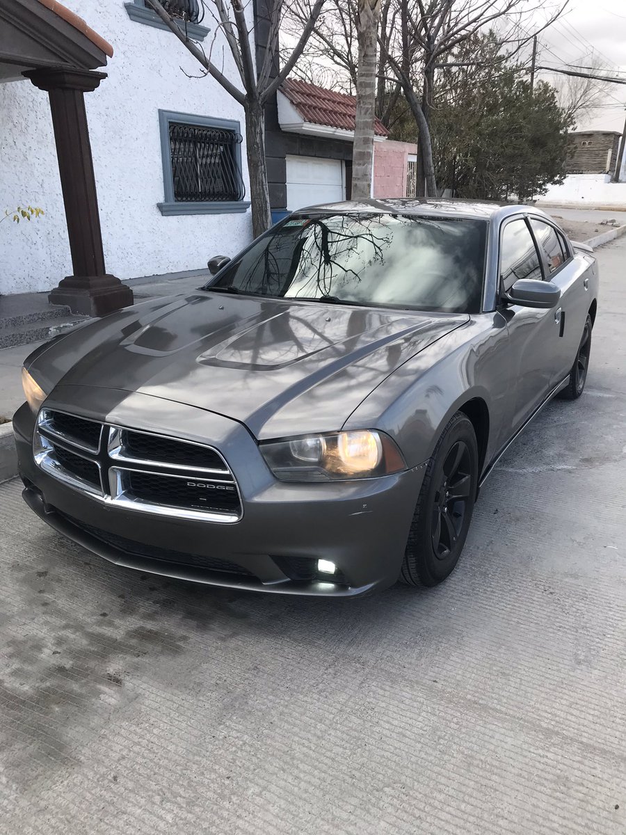 Peterguapeton's tweet photo. Buenoo, mucha gente ya no sabe de mí pero he estado trabajando y recientemente adquirí un nuevo baby, ya hasta me dan ganas de hacer un canal de carros por que se vienen otros muy chingones jeje😼 https://t.co/IJ6YwPzLgH