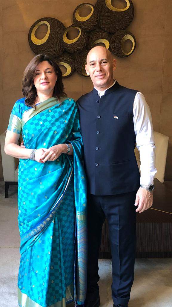 DrRonMalka's tweet photo. On behalf of the state of @Israel, we would like to wish all our precious friends in #India a very happy #RepublicDay! Jai Hind! 🇮🇳🤝🇮🇱 https://t.co/YiEF6apKJx
