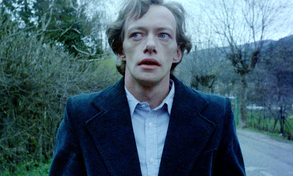 映画 アングスト 不安 7 3よりシネマート新宿ほか全国順次公開 On Twitter これだけ知っていれば大丈夫 アングスト 不安 とは ホラー映画ではない 1980年に起きた事件を3年後に映画化 嘔吐者が続出 本国オーストリア 1週間で上映禁止 本国