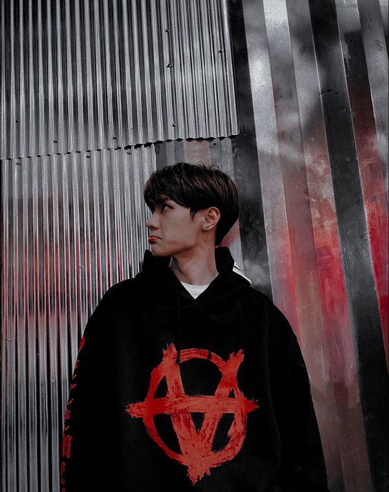 kun - nether wastesclassic, fiery, hot. hes hot. also the nether music is really good and so is kuns.