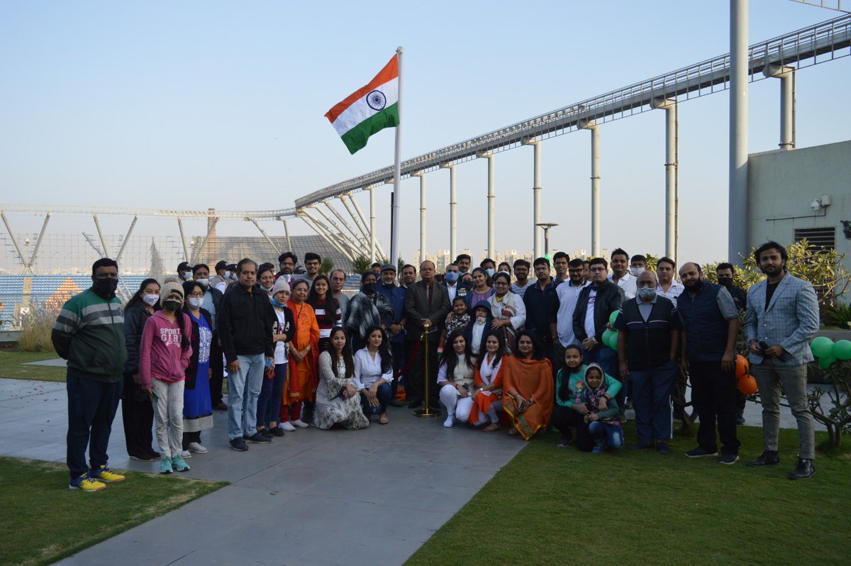 ekaclubamd's tweet photo. Freedom in our minds,
Strength in our words,
Pureness in our blood,
Pride in our souls,
Zeal in our hearts,
Let's salute our INDIA on #RepublicDay with our love ๐ฎ๐ณ
EKA Club wishes you & your family a very #HappyRepublicDay2021!
#ProudIndian #MembersAtEKA #Club #Ahmedabad https://t.co/RzF0E2eTIk