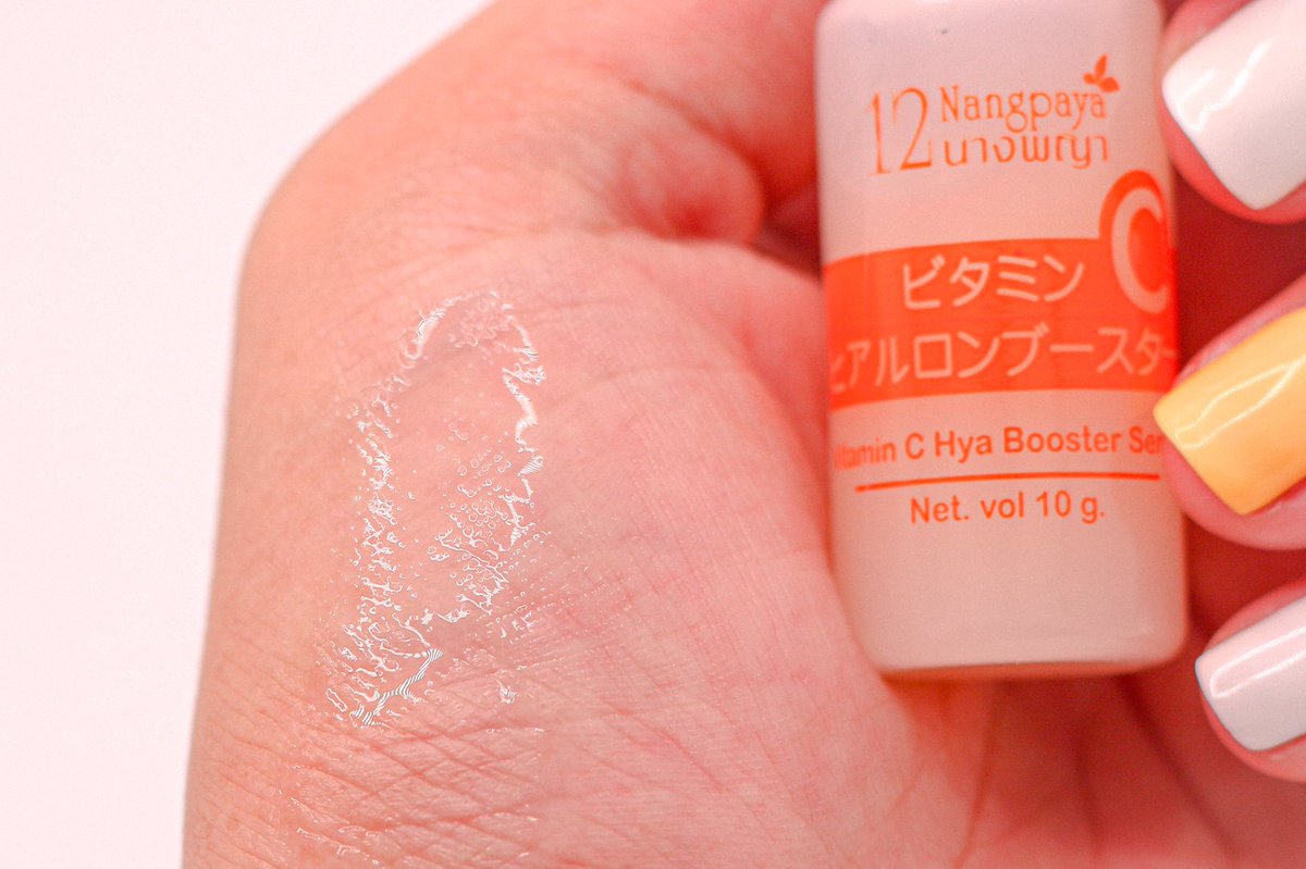 jrnann_'s tweet photo. จิ๋วแต่แจ๋วจริงตัวนี้ Vitamin C Hya Booster Serum ของ 12นางพญา บอกเลยว่าลดจุดด่างดำไม่แพ้ตัวอื่นเลย แถมซึมเร็ว ไม่ทำให้ผิวแห้งตึงด้วย หาซื้อได้ที่ Shoppee (https://t.co/BKg8bHnn4b…) และ CJ Supermarket ราคา 39 บาท  #VitCHYA #12NANGPAYA #ใช้ดีบอกต่อ https://t.co/khAmo03wmY
