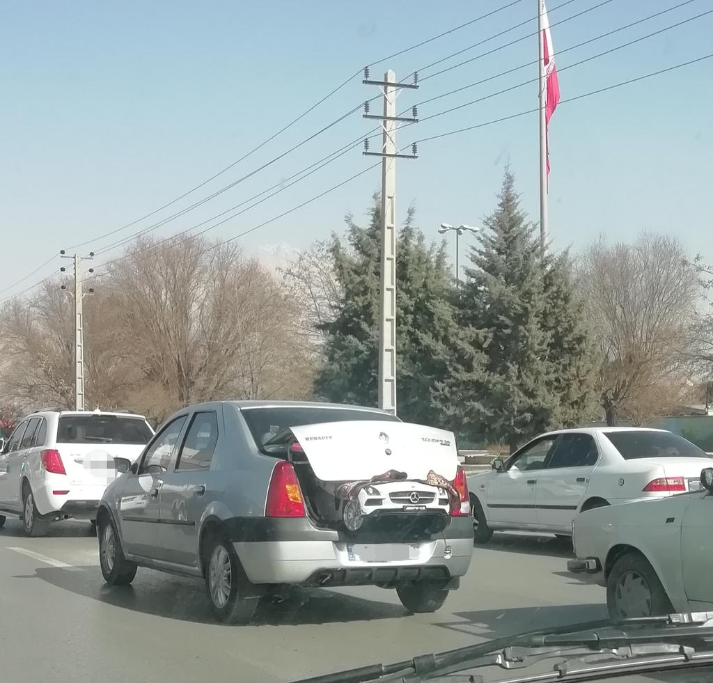 aqayeka's tweet image. زایمان ال نود وسط خیابان