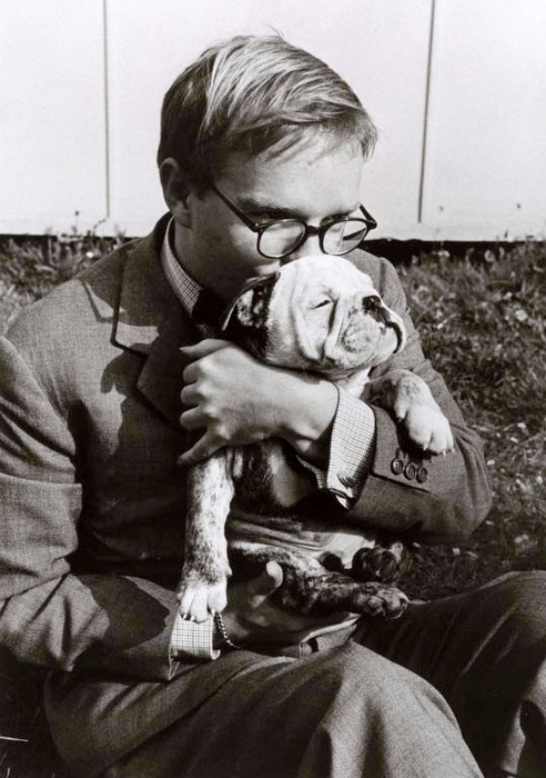 15/ Truman Capote and dog