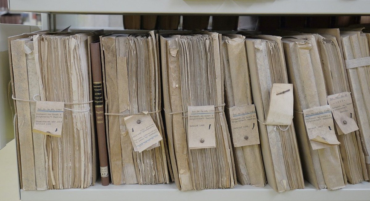 flexiblestorage's tweet photo. Did you know we offer deep file storage? If by law you are required to keep documents for a certain period of time but won't need to retrieve them, we can help. If you would like to find out more please contact our team on 0800 652 1117 or email info@flexible-storage.co.uk https://t.co/GRNYcj1OcJ