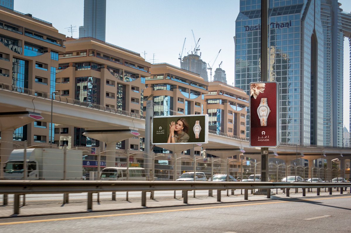BackLite_Media's tweet photo. @aignermunich on Sheikh Zayed Road, a perfect combination of impact and frequency, combining an Iconic Unipole with a 1km stretch of CityLites along the Golden Boulevard.

#Marketing, #Branding, #DigitalMarketing ,#Dubai, #DXBReady, #DOOH https://t.co/wyqnMeTFic