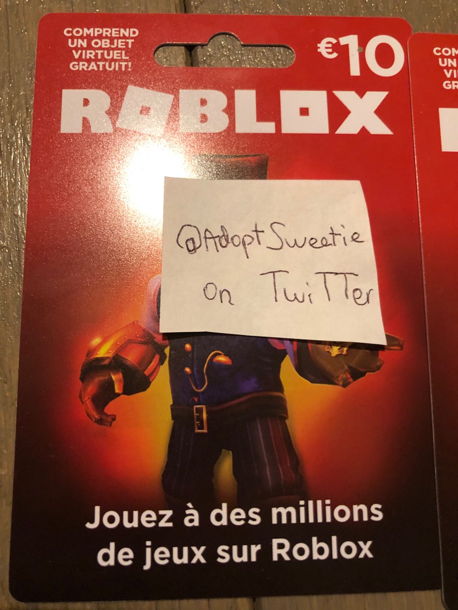 AdoptSweetie's tweet photo. Trading 2 roblox gift card 10€ (I can send more proof if good offer) https://t.co/d80vufQ5RL
