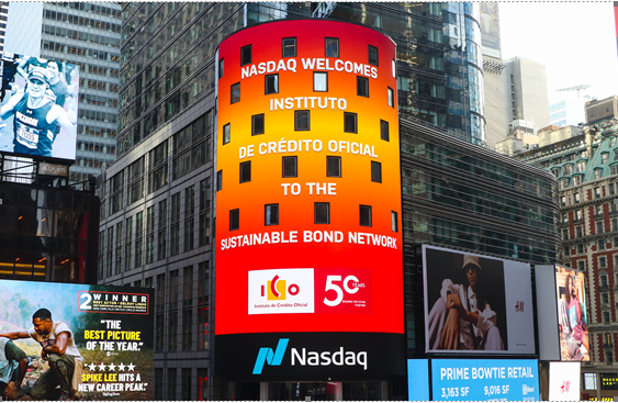 ICOgob's tweet photo. Orgullosos de formar parte de @Nasdaq #Sustainable Bond Network:
✅Promueve la #transparencia y #comparabilidad en emisiones bonos #sostenibles
✅Reconoce el papel de ICO como emisor pionero en el mercado europeo #ICOSocialBond #ICOGreenBond
#TimesSquare https://t.co/rAkgCsCq0M https://t.co/0KHfrbJ3ZL