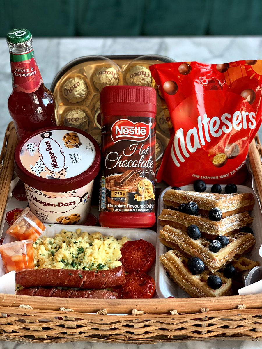 WaffleWayNG's tweet photo. Variety on variety! 

❤️Valentine’s Day at Waffle Stop❤️

Breakfast baskets at #WaffleStop available in very limited number. Book yours today! 

Each basket comes with a special note and heart helium balloon ❣️

N35,000 (delivery excluded) 

#ValentinesDay #WaffleStopAbuja #Abuja https://t.co/XWBQkeOnNa