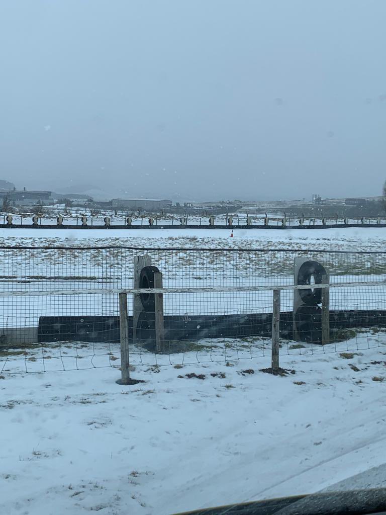 Buxton Hitmen (@buxtonhitmen) on Twitter photo There would be snow chance of any speedway today.
Tell us your favourite memories of speedway at Buxton. <a href="/SpeedwayGB/">Official British Speedway</a> #speedway #britishspeedway #zuzel There would be snow chance of any speedway today.
Tell us your favourite memories of speedway at Buxton. <a href="/SpeedwayGB/">Official British Speedway</a> #speedway #britishspeedway #zuzel