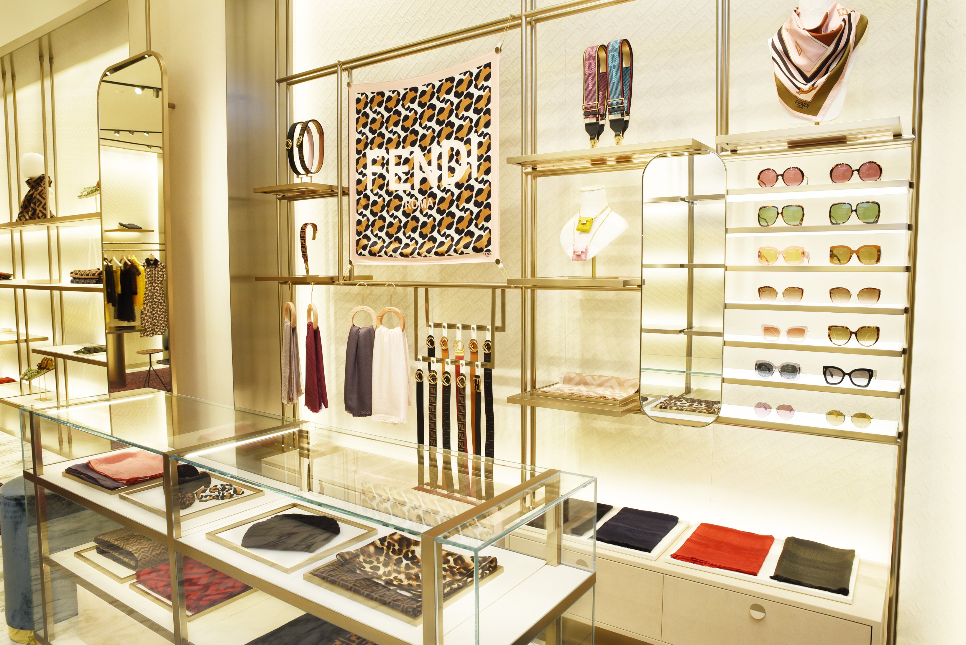 Solaire fendi sales