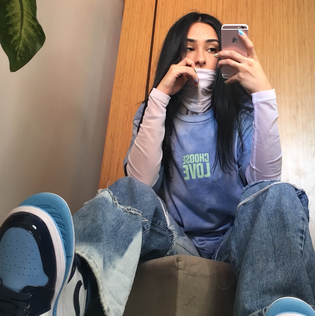ervakmrcu's tweet photo. #jeanlover https://t.co/envDMEz9q0