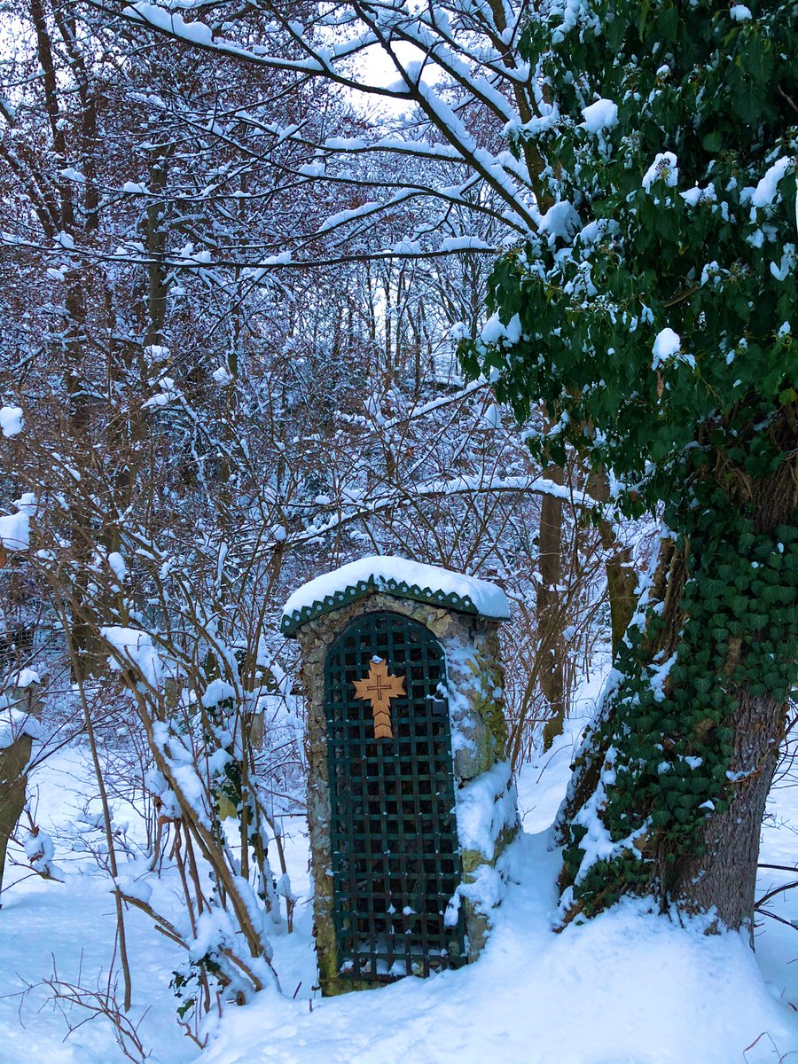 Thalkirchen's tweet photo. Leute raus mit euch⛄️Es ist ein Wintertraum❄️ #anderIsar https://t.co/SpUTWNEnEL