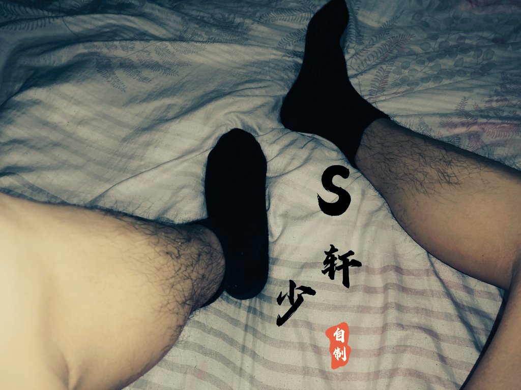 S_XUANGeGe's tweet photo. black or white？ https://t.co/CxaqHeQ7yQ