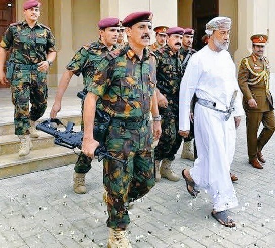 وافي اللواء خليفه الجنيبي شاهد الله انك ما قصرت