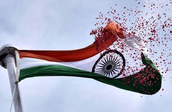 भारतीय लोकतंत्र के महापर्व 'गणतंत्र दिवस' की समस्त प्रदेशवासियों को हार्दिक बधाई एवं शुभकामनाएं ! #HappyRepublicDay