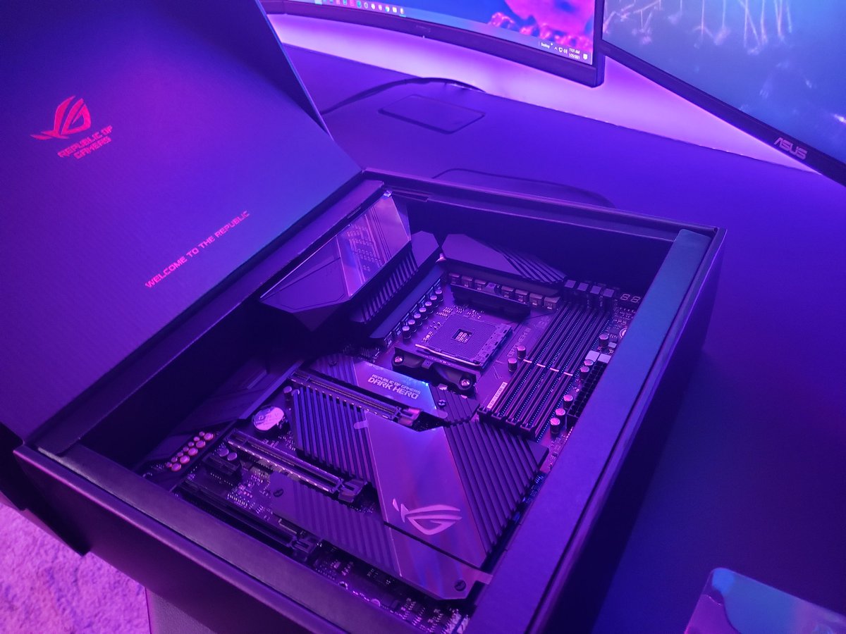 SyntegyGaming's tweet photo. Still alot more changes soon getting closer and closer to completion new pc with custom water cooling 3090 strix asus dark hero and ryzen 5900x. https://t.co/Rp3oD1QjQS