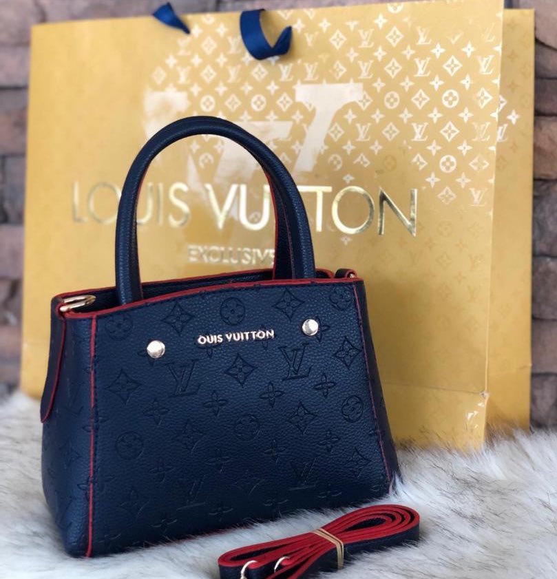 dnikkiescloset's tweet photo. Val Gift anyone???😍🙌
Louis Vuitton Inspired Bags 👜 (Turkey) 
18000
Package: Branded dust bag with Branded  box
.
Kindly DM or WhatsApp https://t.co/yepWoWBbRL
https://t.co/o7eVKG8Qq3…
.
#dnikkiescloset #EricaNlewedimTheBrand #tuesdaymotivations #tuesdayvibe https://t.co/cdg3wazGlY