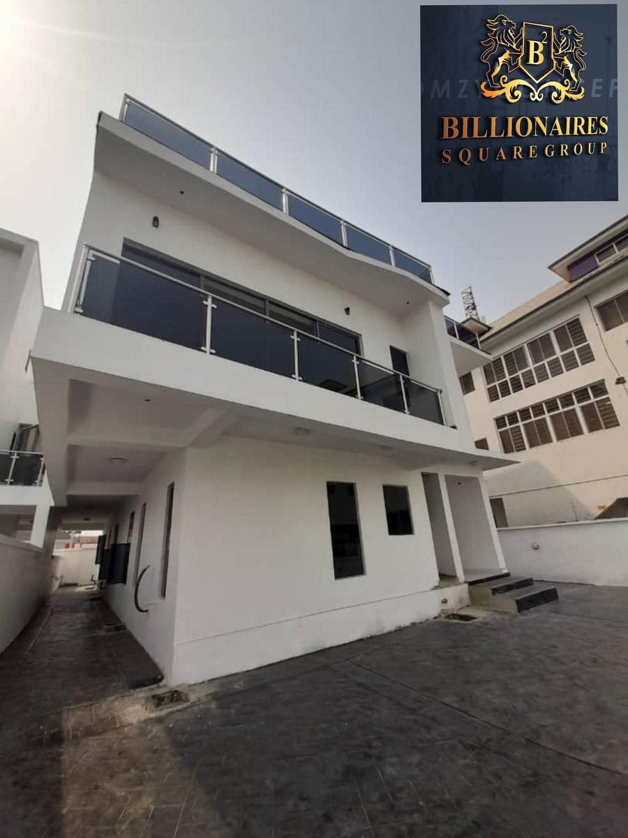 BSquare97720592's tweet photo. 2UNIT 5BEDROOM FULLY DETACHED DUPLEX FOR SALE AT LAKE VIEW ESTATE.
PRICE : 130MILLION
Call Victor 07066937819
#realestate #lekkihome #lekki #luxuryrealestate #dreamhouse #homeoftherich #lekkiproperties #interiordesign #lekkiagent #realestateagent #Listing #allthing https://t.co/qrNFK8crdr