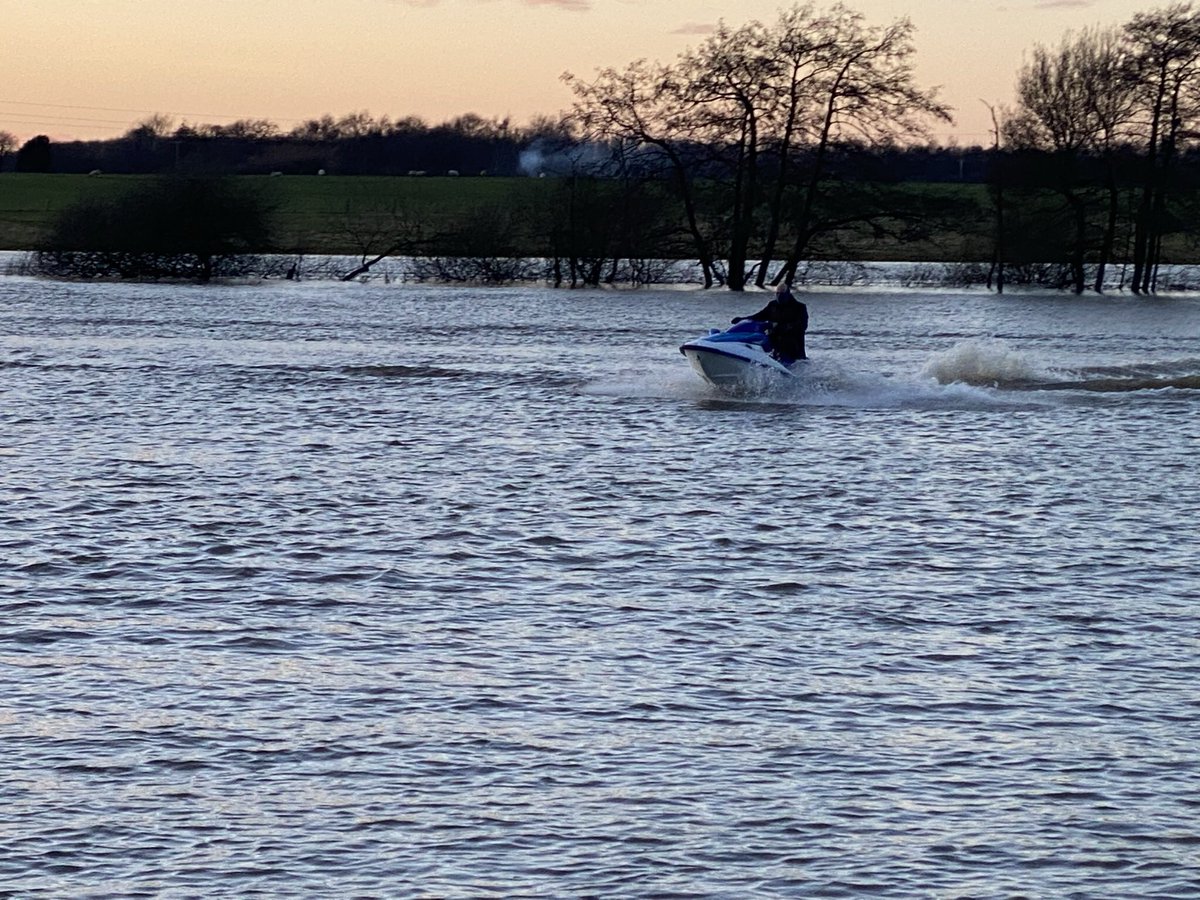 feel_paul's tweet photo. Away from any #maddingcrowd... #feelthenoise #solo #fun at #sunset with #marineski #jetski #itsgrimupnorth #makeithappen making #waves in the #rural #floods #riverderwent #highcatton #lowcatton #lifestyle #evening #stroll in #godsowncounty @East_Riding @Welcome2Yorks #YORKSHIRE https://t.co/NDfegupuYp