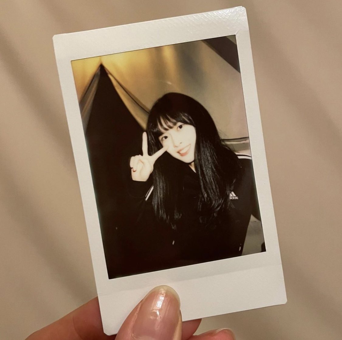 goeunnie's tweet photo. Make V ✌🏻 https://t.co/ibUCgXZvNE