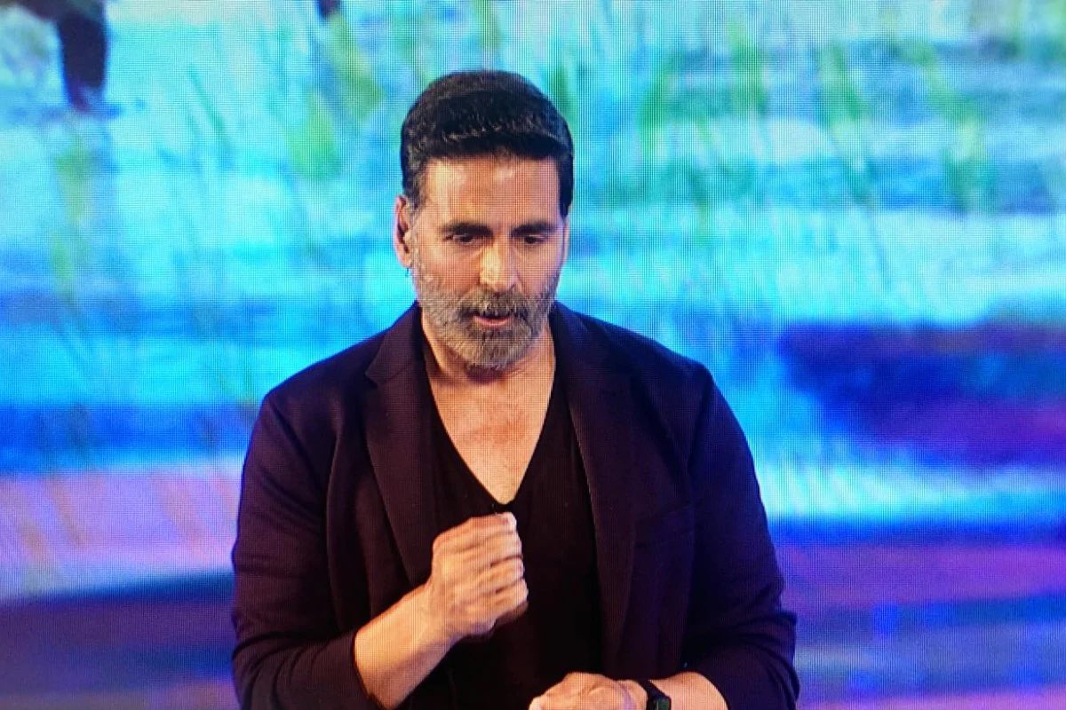PHOTOS- @akshaykumar sir n others spotted during #MissionPaani event today!!