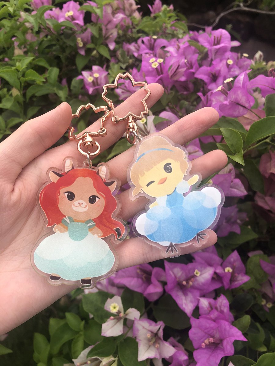 _rosieyangs's tweet photo. Received these children today wohooo!!! Super cute I wanna cry 🤧🤧
thank u @dailylouisbella and @sunnybazaarph #SunnyFeedbacks 💗💗 https://t.co/m9DTsf4YdY